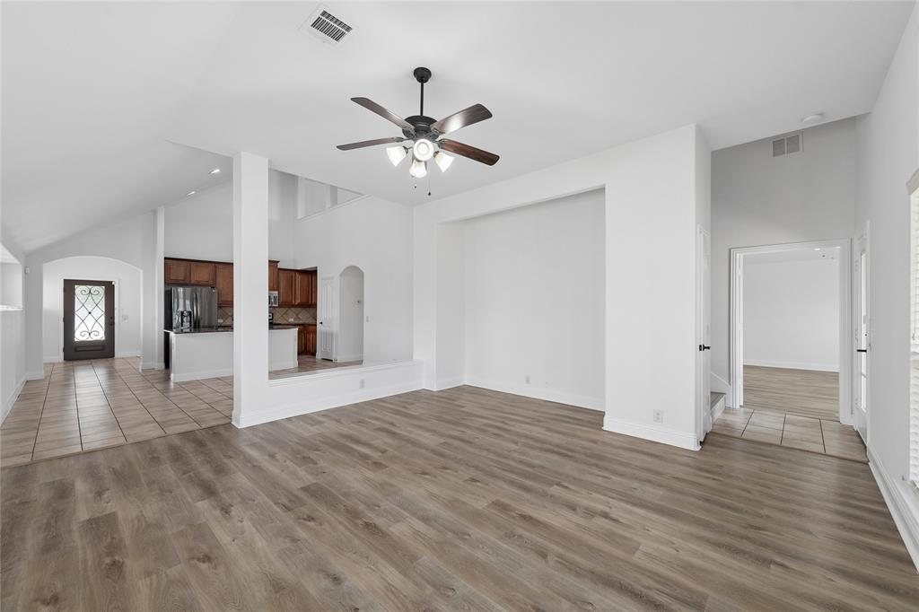 8117 Canyon Drive Property Photo 7