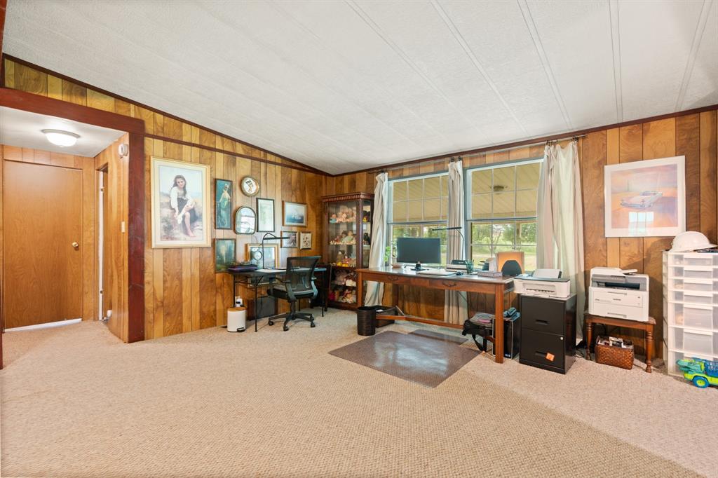 9547 County Rd 346 Property Photo 8