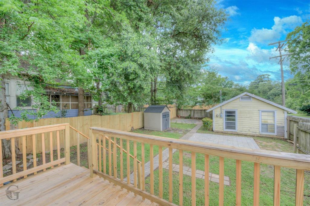 859 Linden Street Property Photo 17
