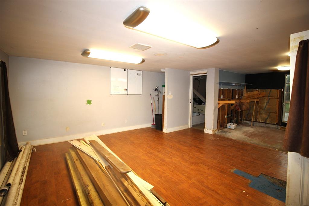 859 Linden Street Property Photo 20