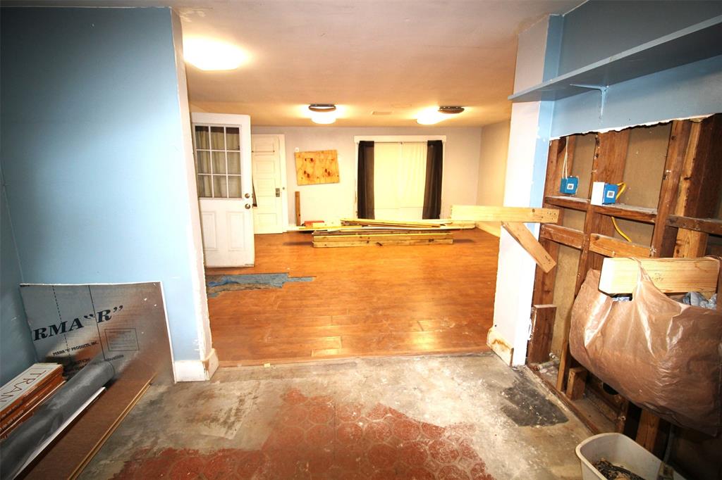859 Linden Street Property Photo 22
