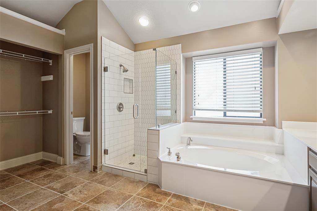 16650 Cleary Circle Property Photo 9