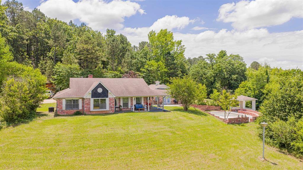 1936 B Silver Maple Road Property Photo 1