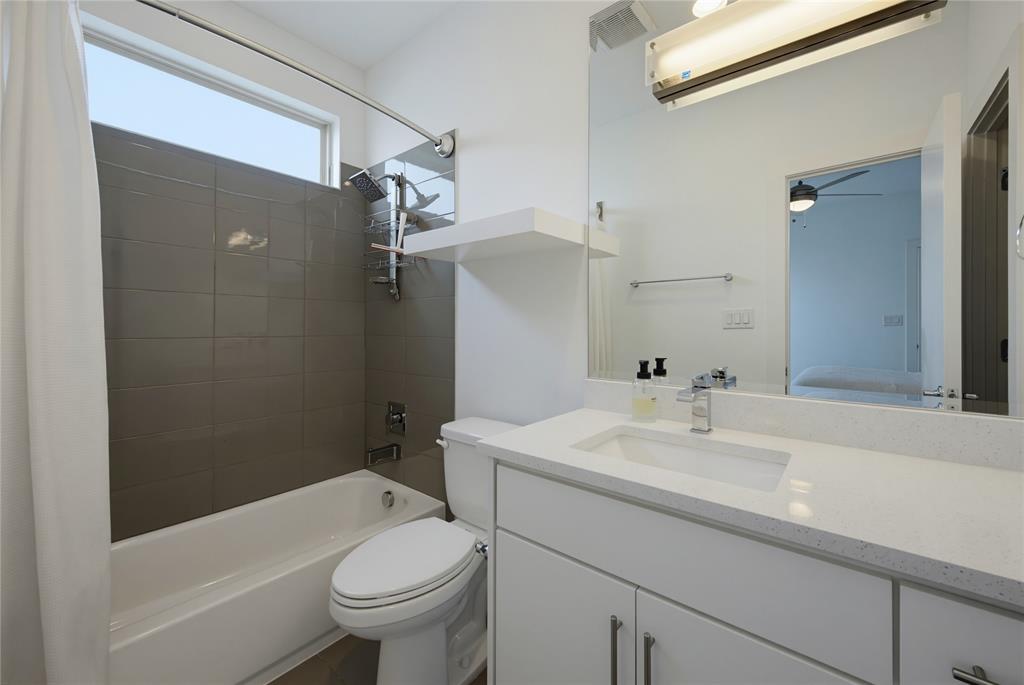 1915 Summit Avenue 1 Property Photo 20
