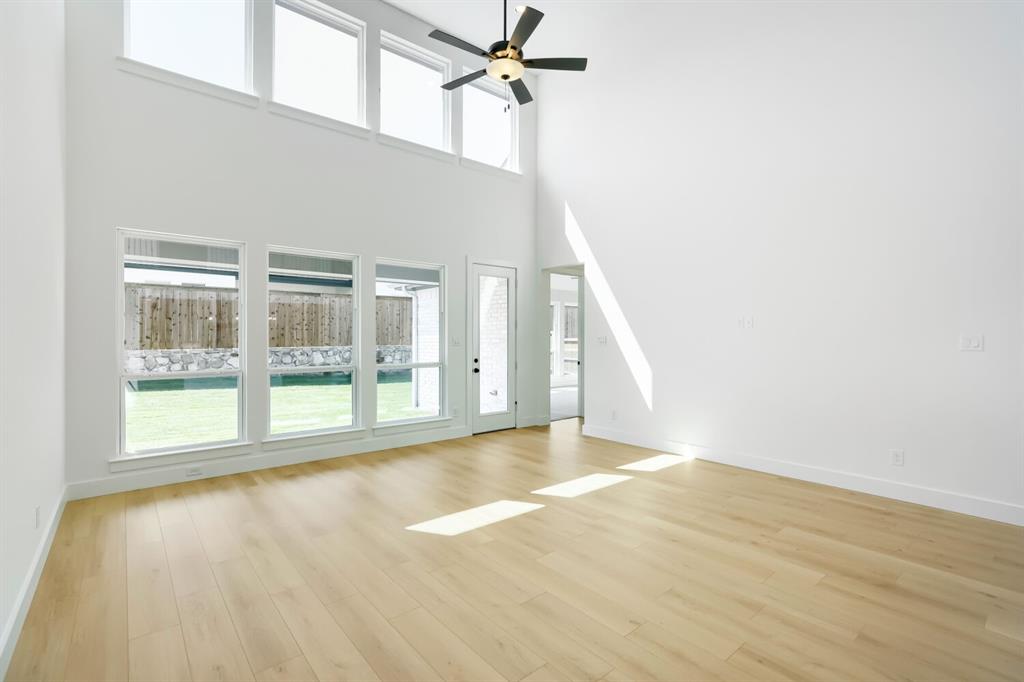 2615 Cedar Ridge Road Property Photo 2