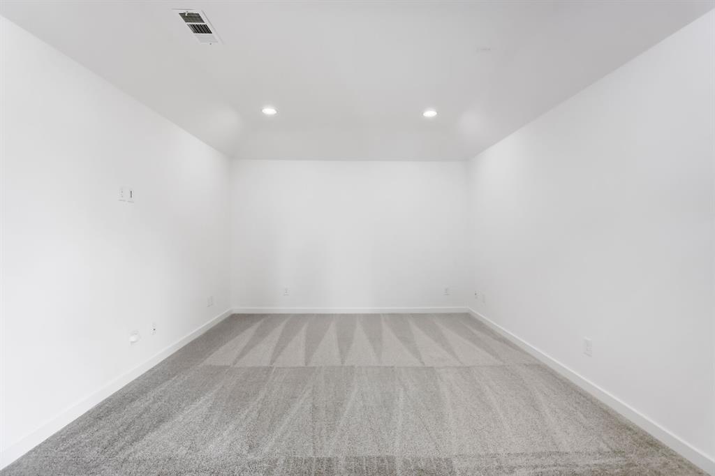 2615 Cedar Ridge Road Property Photo 11