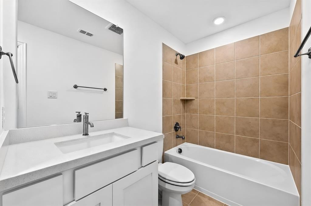 1133 Beebalm Mews Property Photo 24
