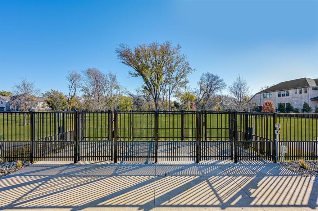1133 Beebalm Mews Property Photo 37