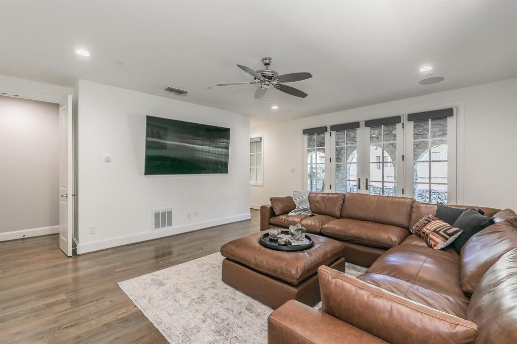 8 Comillas Drive Property Photo 23