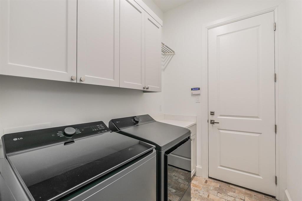 8 Comillas Drive Property Photo 30