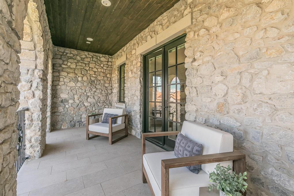 8 Comillas Drive Property Photo 32