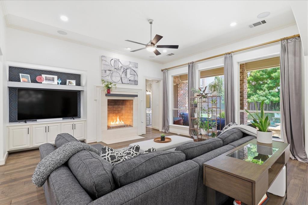 6738 Reims Court Property Photo 18