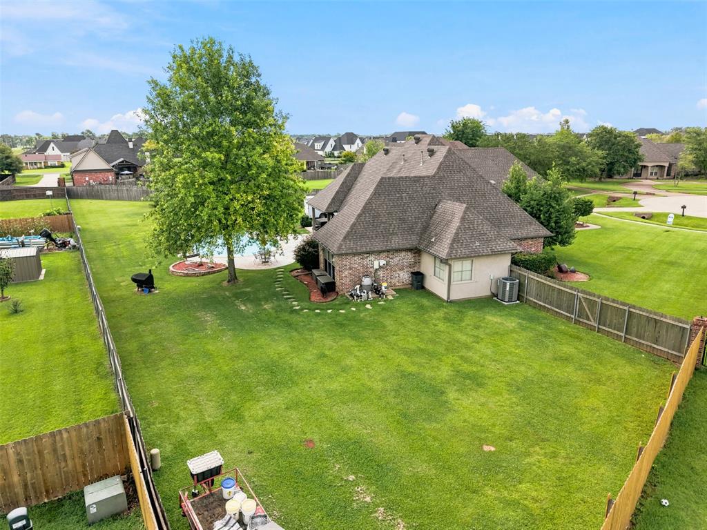 605 Fall Winds Circle Property Photo 3