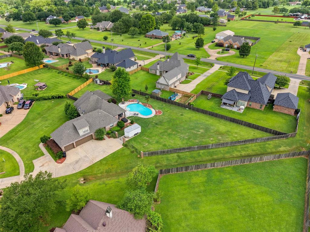 605 Fall Winds Circle Property Photo 6