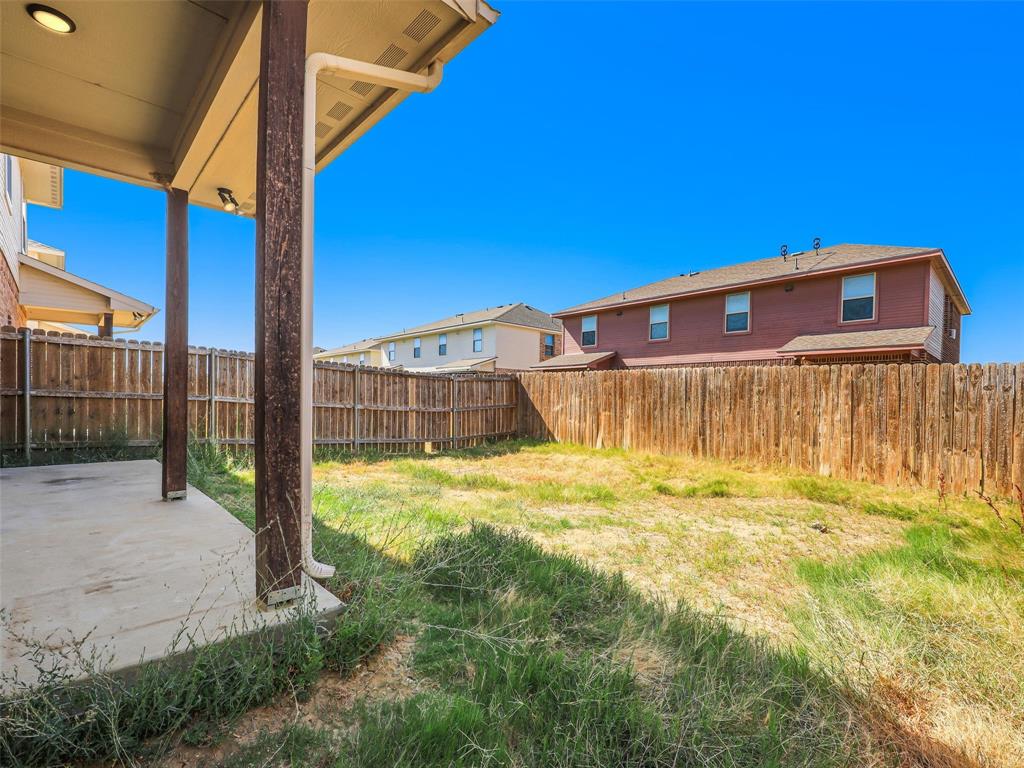 4918 Villas Drive Property Photo 18