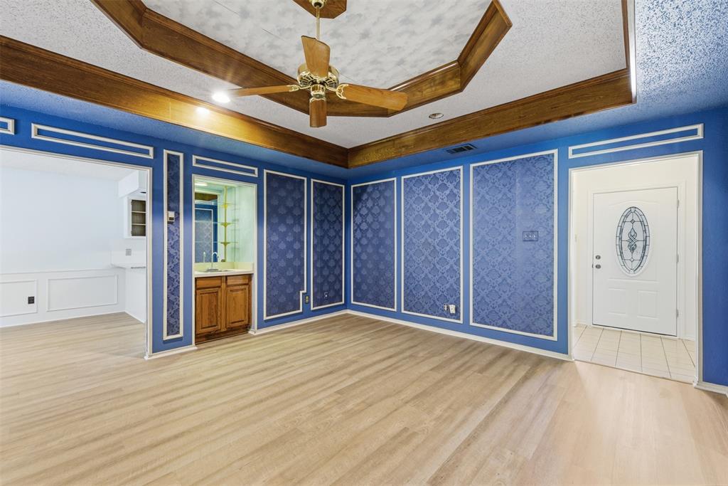 1501 Pickwick Lane Property Photo 8