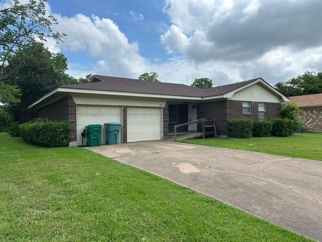 1821 W Belden Street Property Photo 2