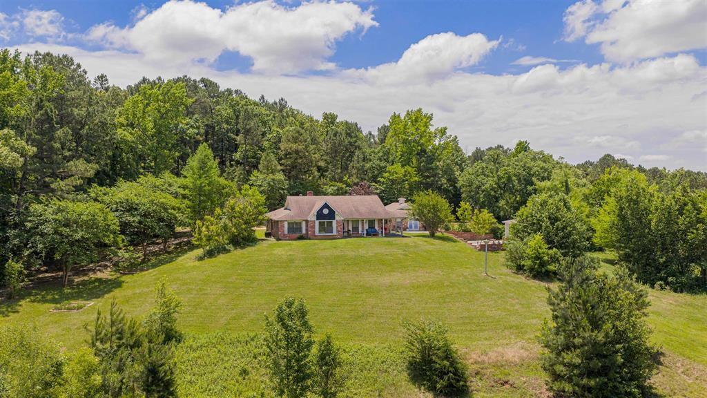 1936 A Silver Maple Road Property Photo 2