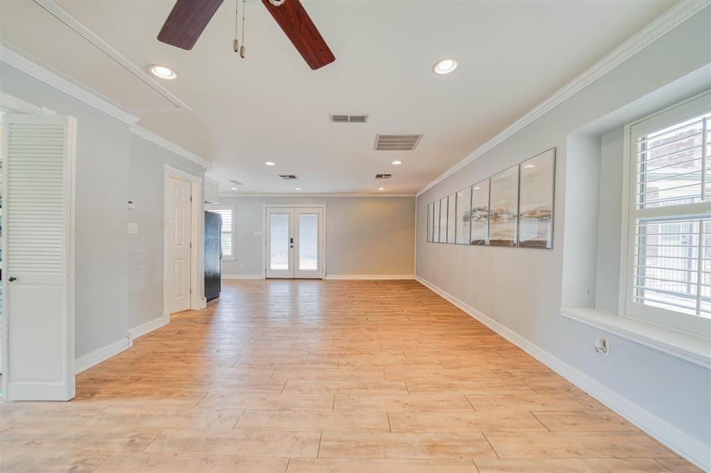 1936 A Silver Maple Road Property Photo 21