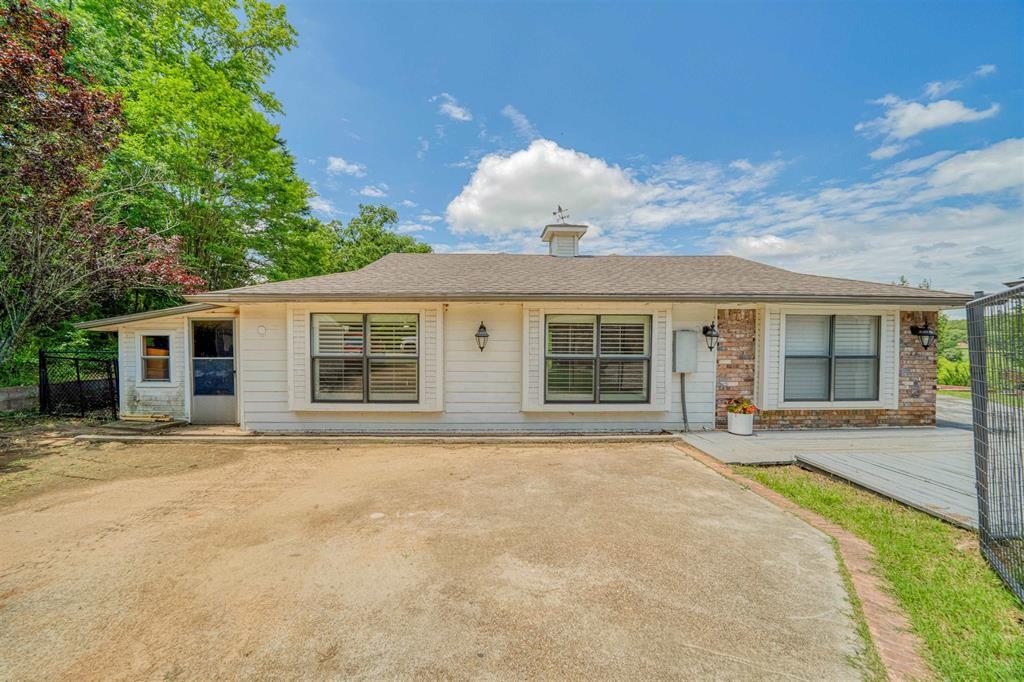 1936 A Silver Maple Road Property Photo 28