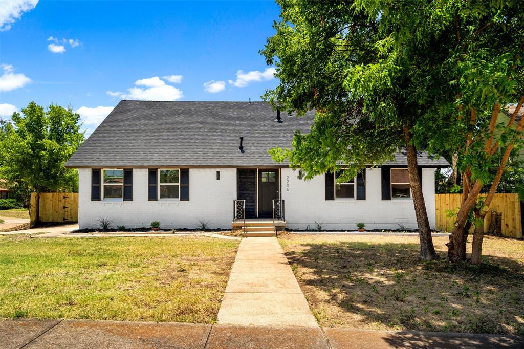 2206 Tosca Lane Property Photo 1