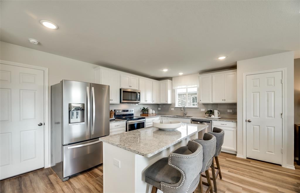 1075 Clear Dusk Lane Property Photo 9