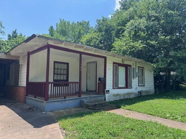 704 Cedar Street Property Photo 1