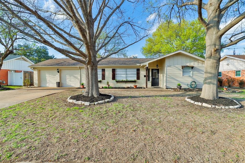 7217 Green Meadow Drive Property Photo 1