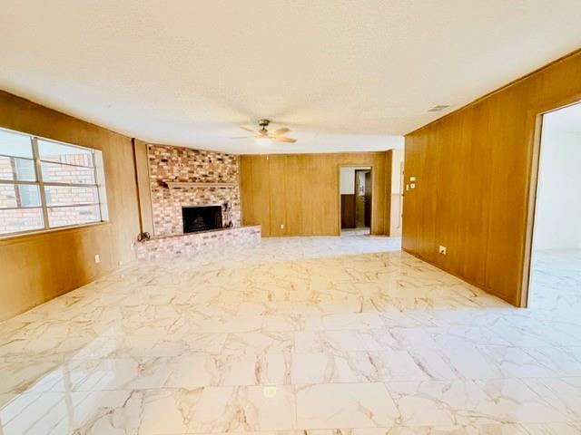 2942 Arrowhead Drive Property Photo 2
