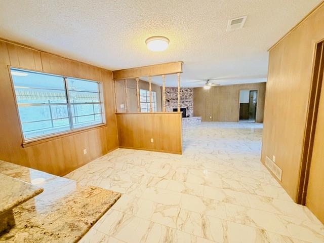 2942 Arrowhead Drive Property Photo 3