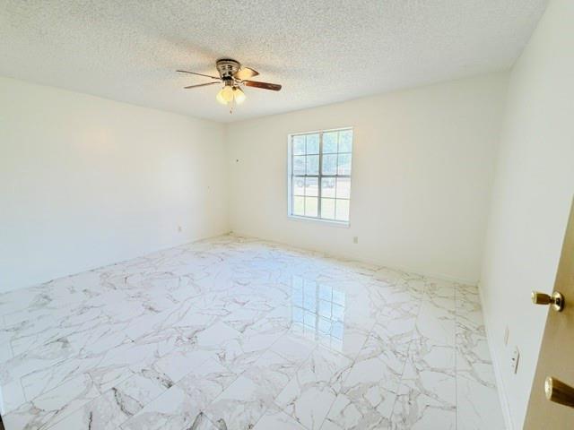 2942 Arrowhead Drive Property Photo 8