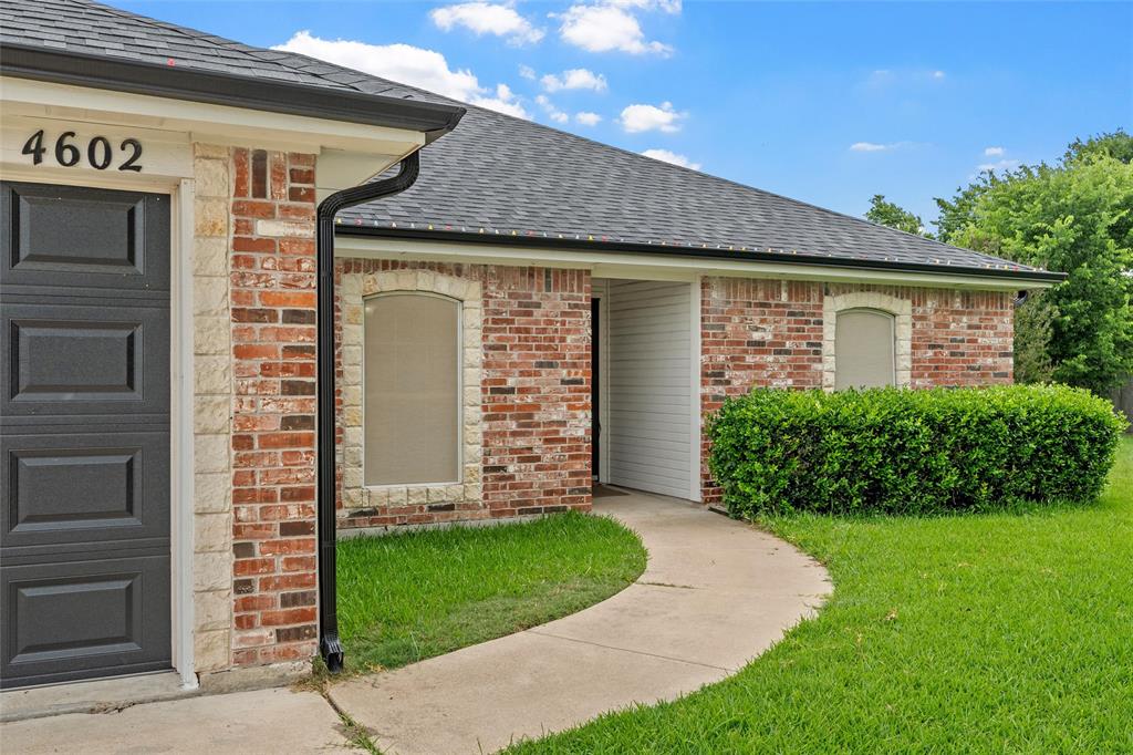 4602 Stonehaven Drive Property Photo 1