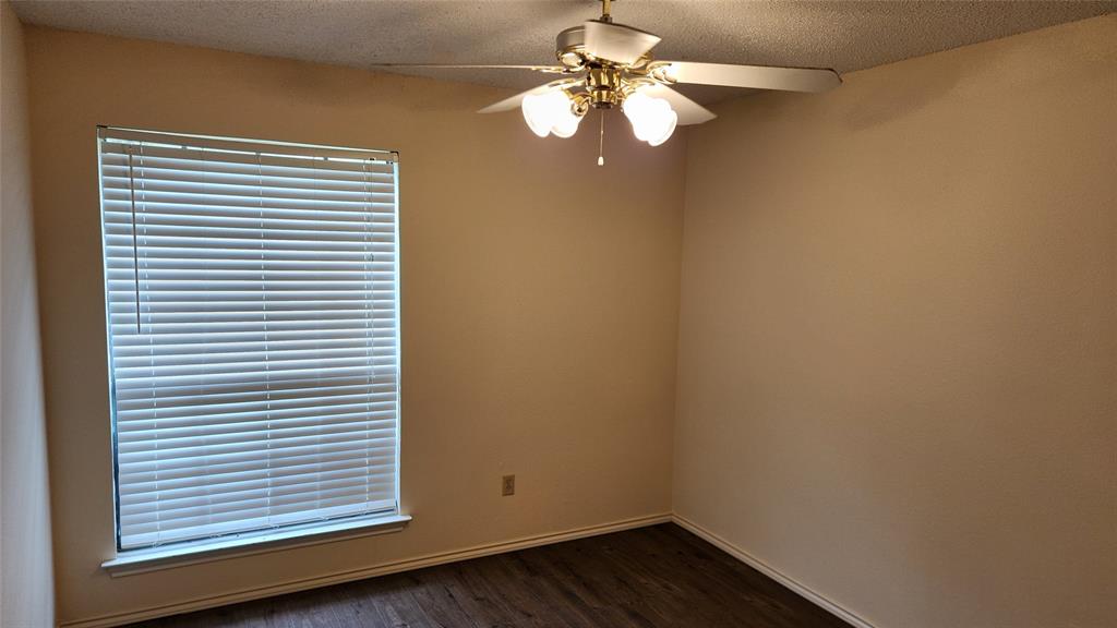 504 506 Cedar Elm Lane Property Photo 20