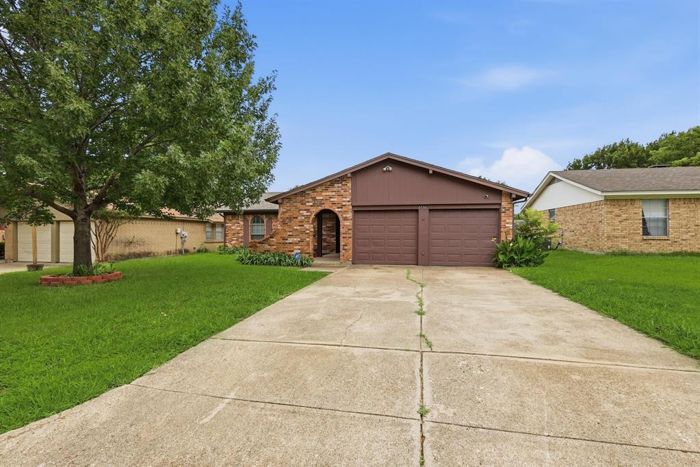 6536 Windrock Property Photo 3