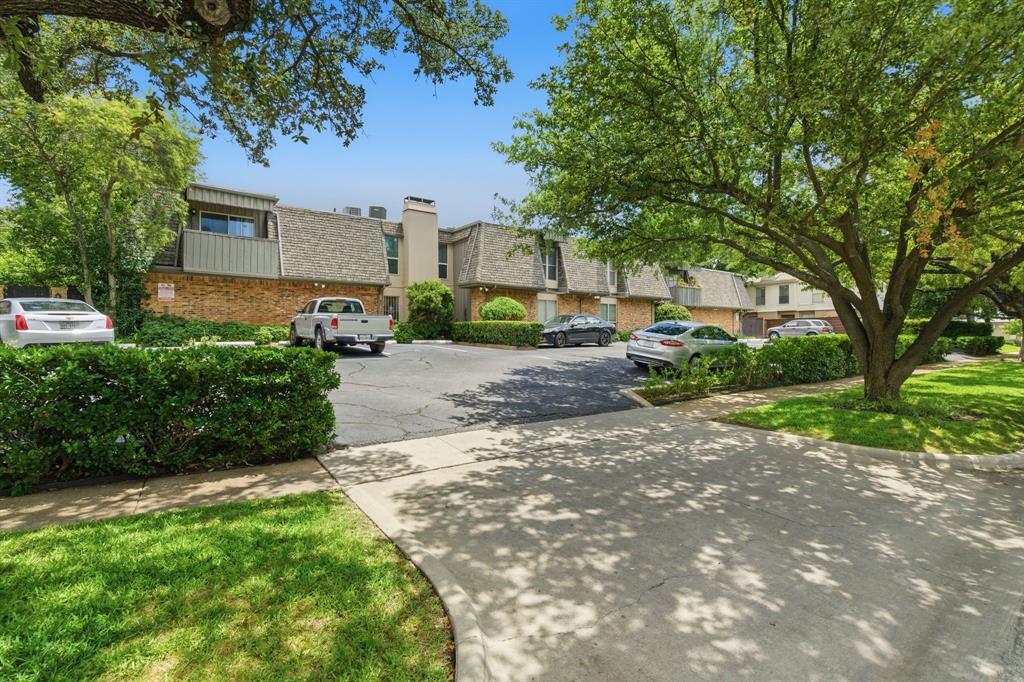 4112 Bowser Avenue 205 Property Photo 11