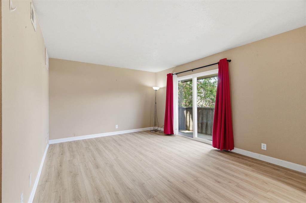 4112 Bowser Avenue 205 Property Photo 19