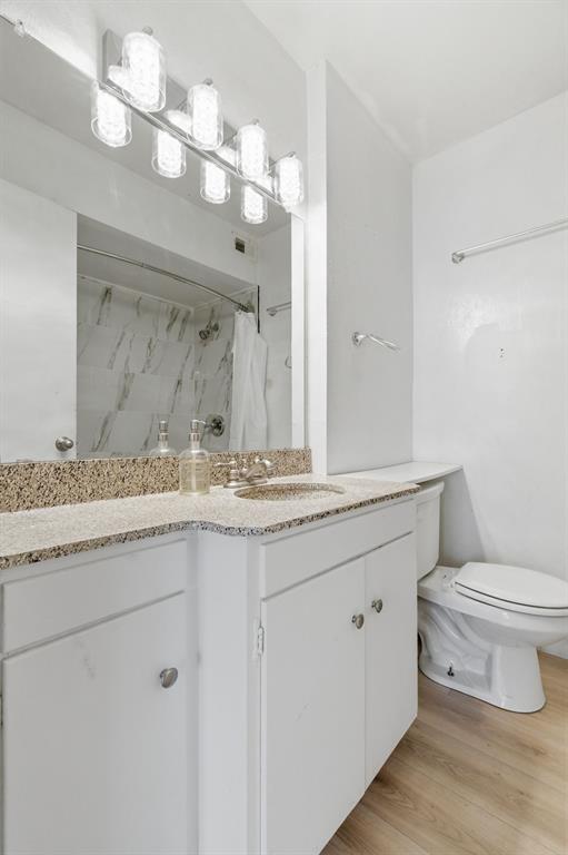 4112 Bowser Avenue 205 Property Photo 27
