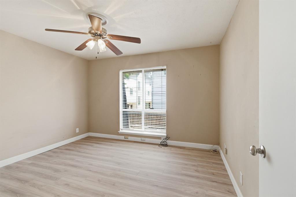 4112 Bowser Avenue 205 Property Photo 32