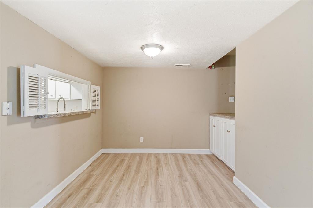 4112 Bowser Avenue 205 Property Photo 37