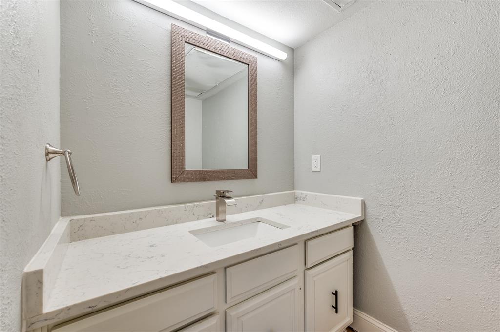 8560 Park Lane 75 Property Photo 17