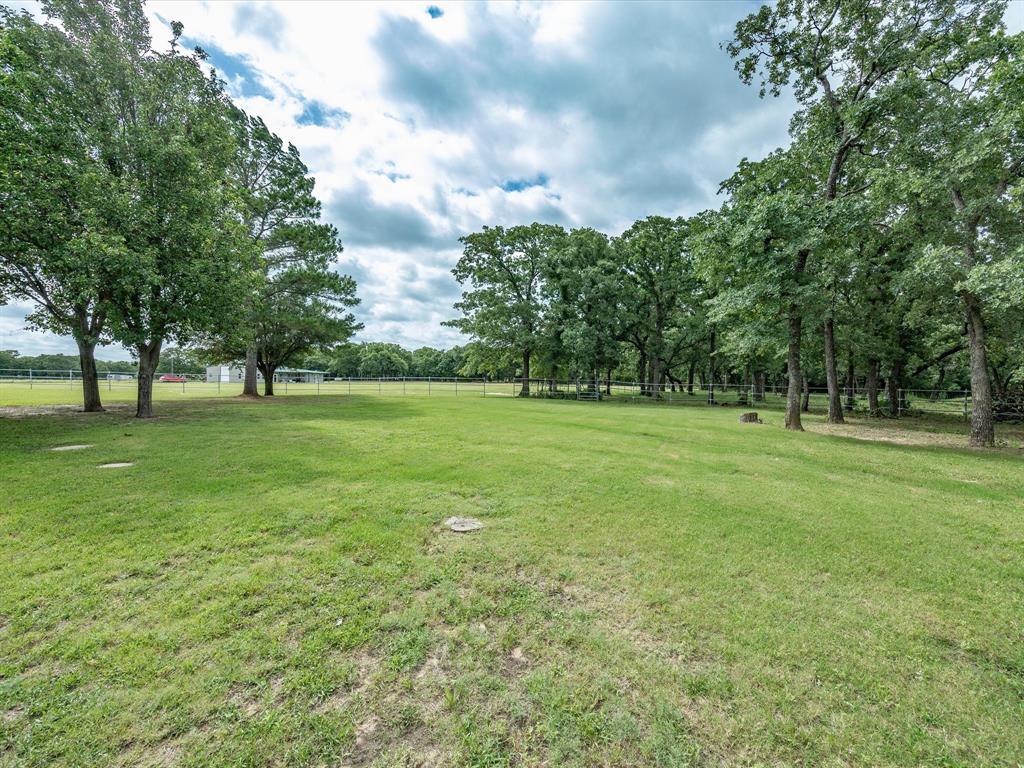 210 County Road 2696 Property Photo 29