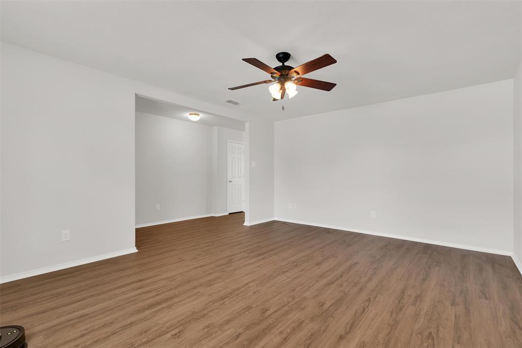 3011 Hickory Ridge Property Photo 3