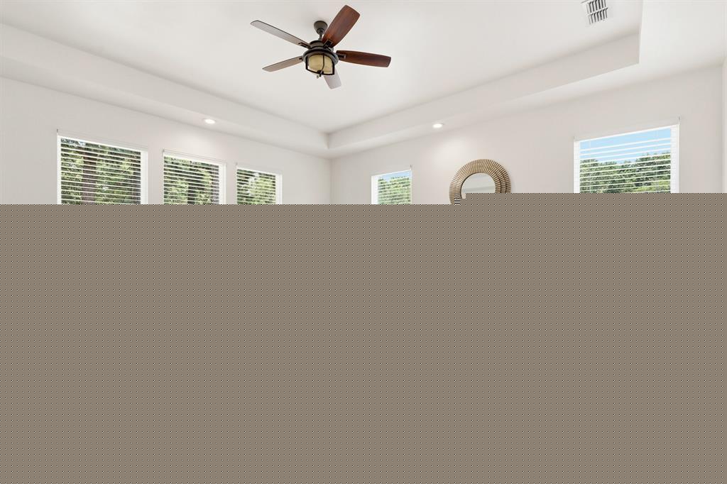 1357 County Road 3504 Property Photo 16
