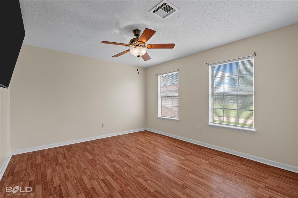 121 Carriage Square Drive Property Photo 13