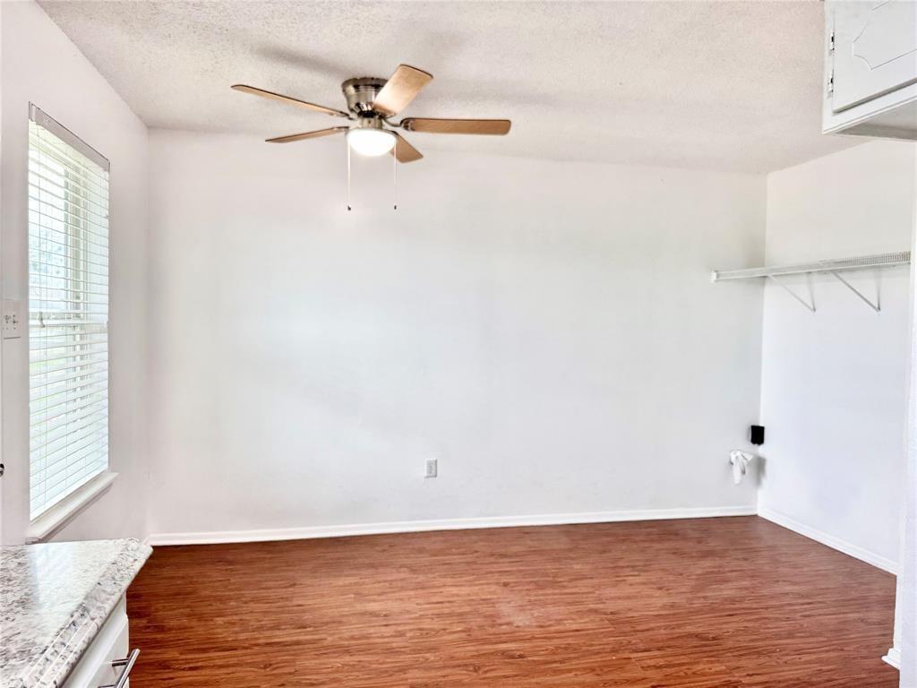 441 Sw Thomas Street D Property Photo 10