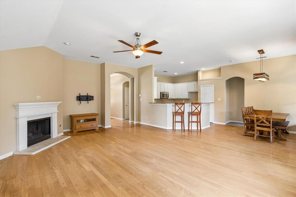 1204 Wildflower Lane Property Photo 6