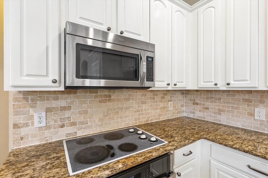 1204 Wildflower Lane Property Photo 11