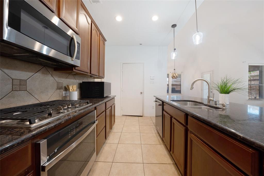 13763 Fall Harvest Drive Property Photo 15