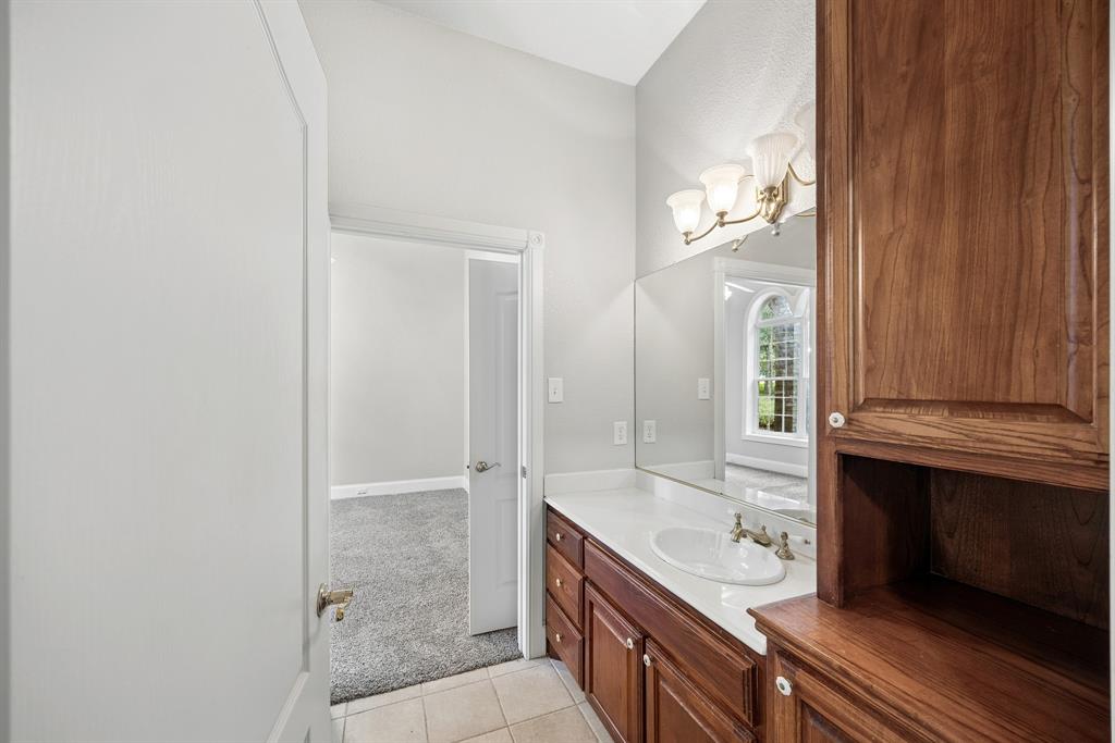 939 Garnet Cove Property Photo 18