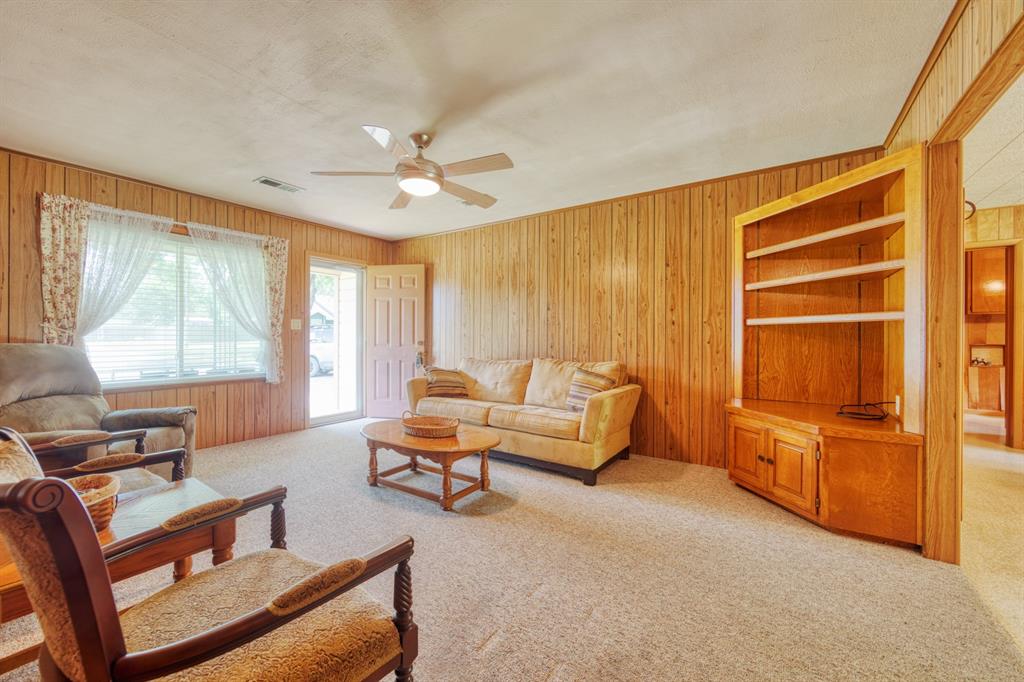 308 W White Street Property Photo 2